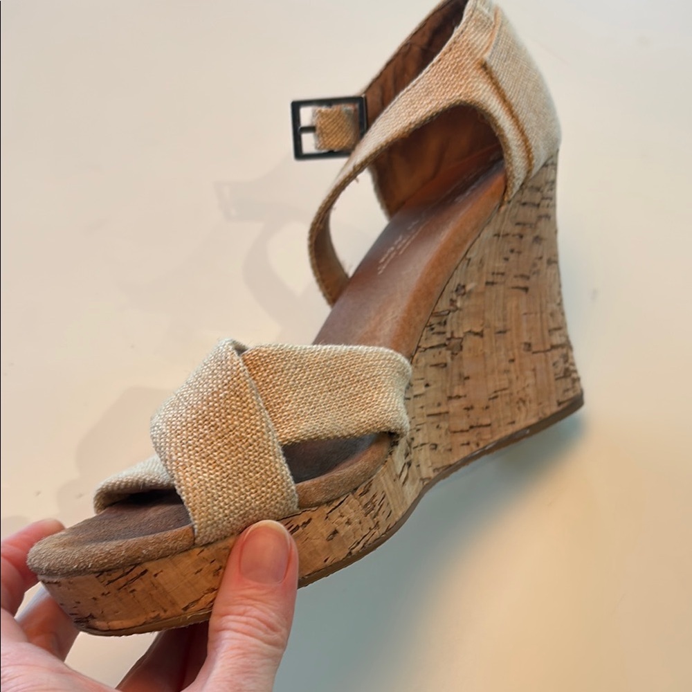 Tom’s of Maine Tan Wedge Sandals with Crisscross Straps